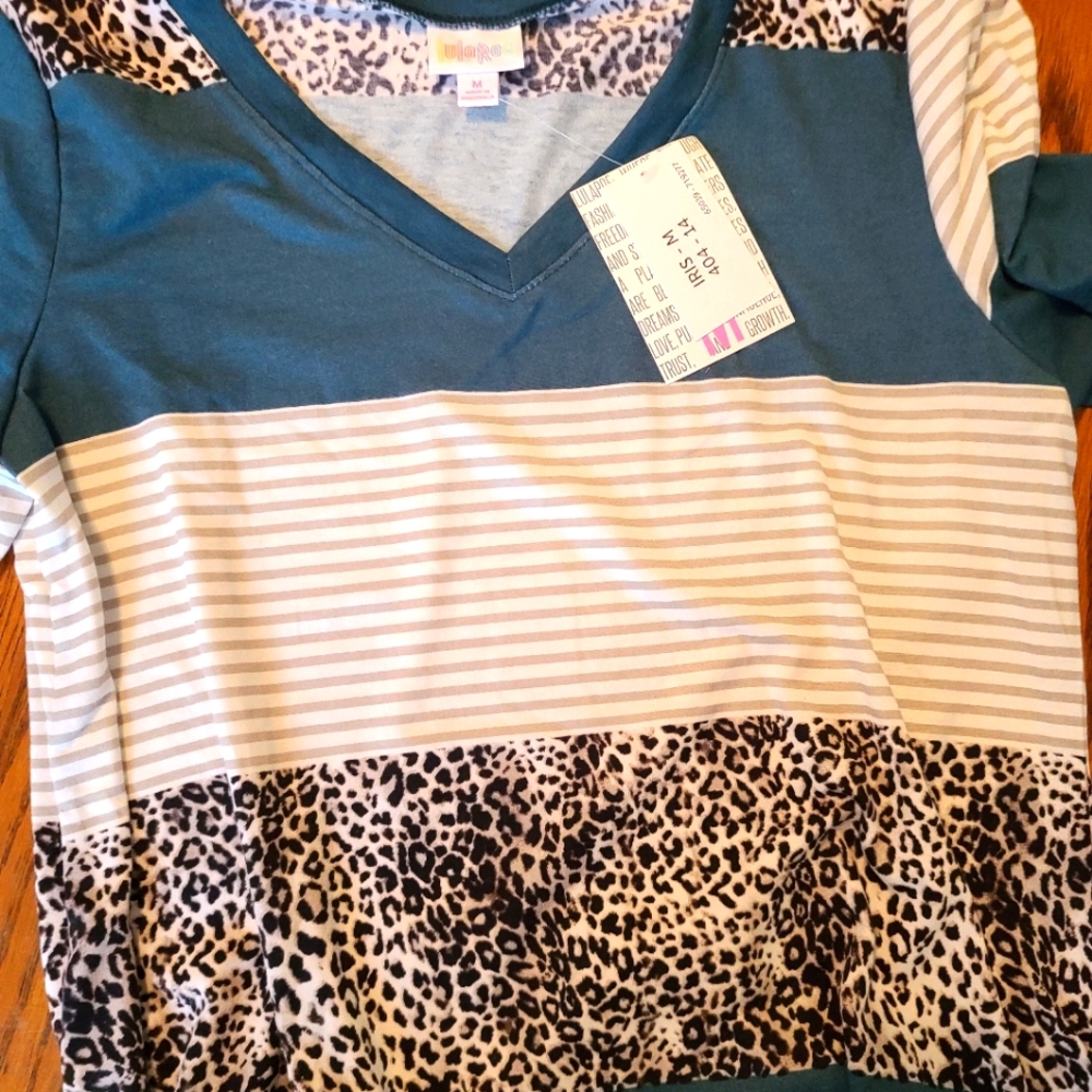 Iris by Lularoe